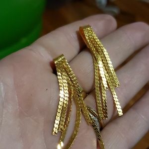 Avon Jewelry - Avon DS earrings Avon Jewelry - Avon DS earrings